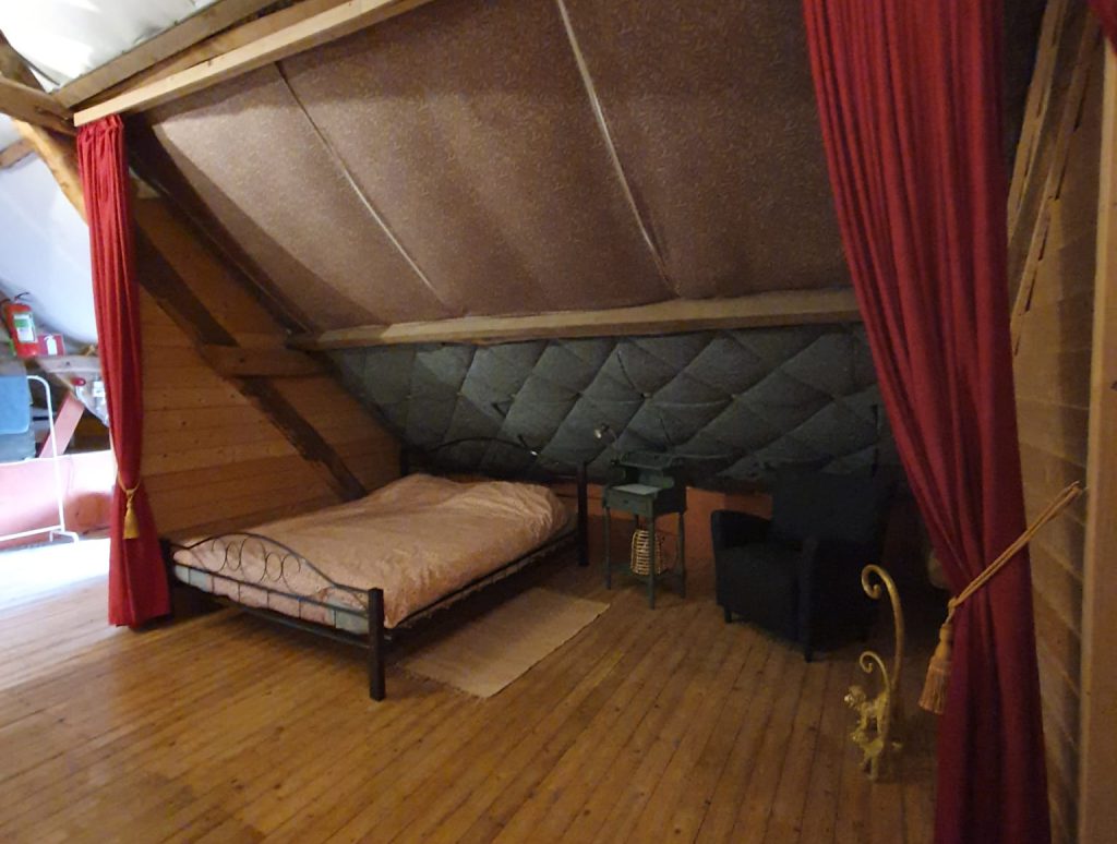 WhatsApp Image 2023-03-30 at 20.28.09-2